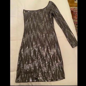 Sequin party dress!! Like new